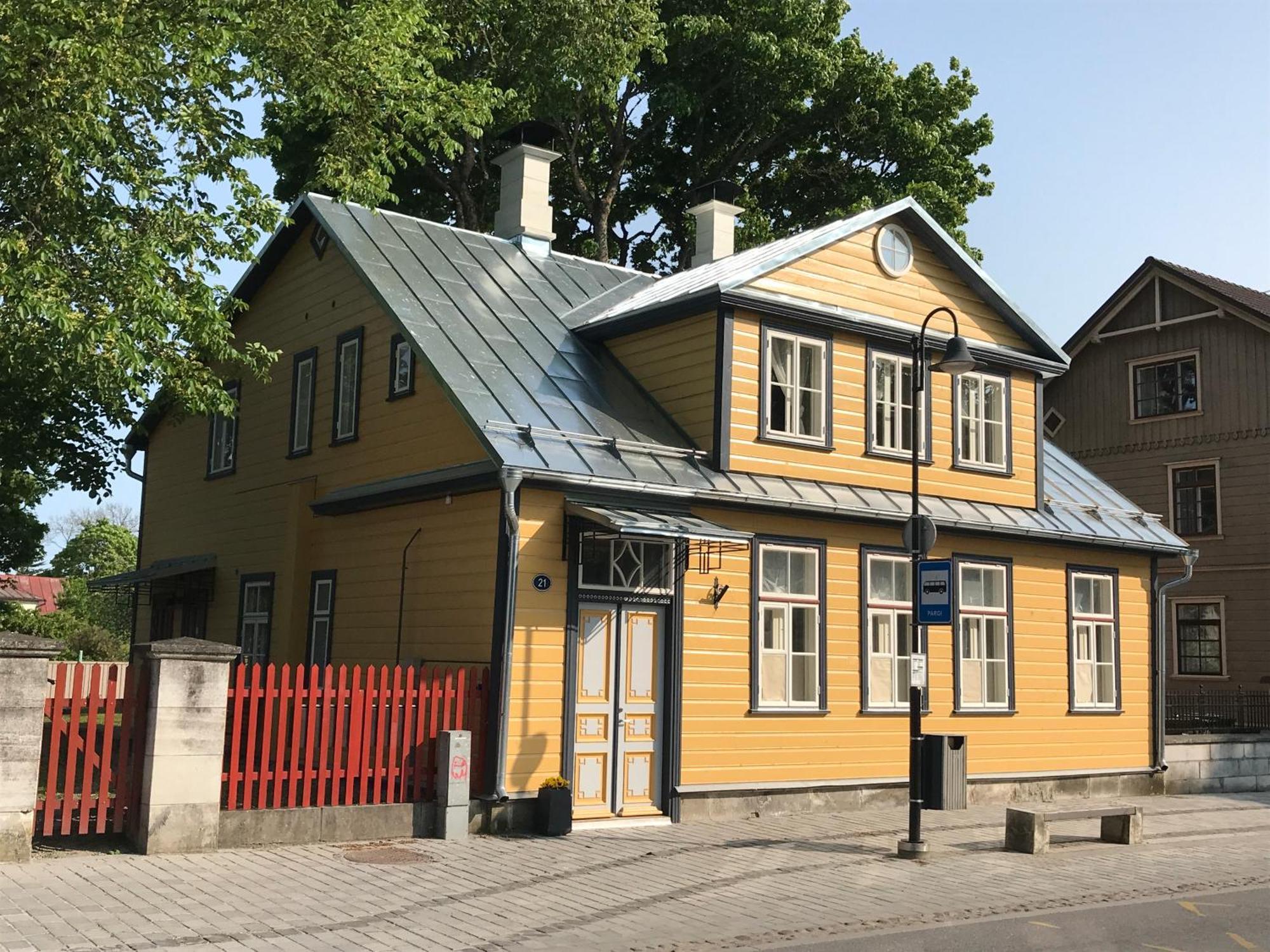 Lossi Apartment Kuressaare Exteriér fotografie